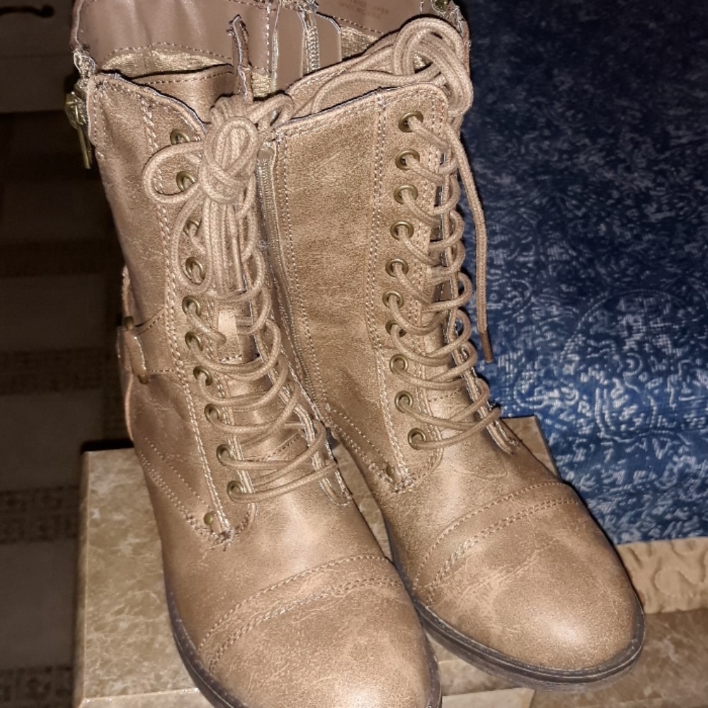 Brown boots